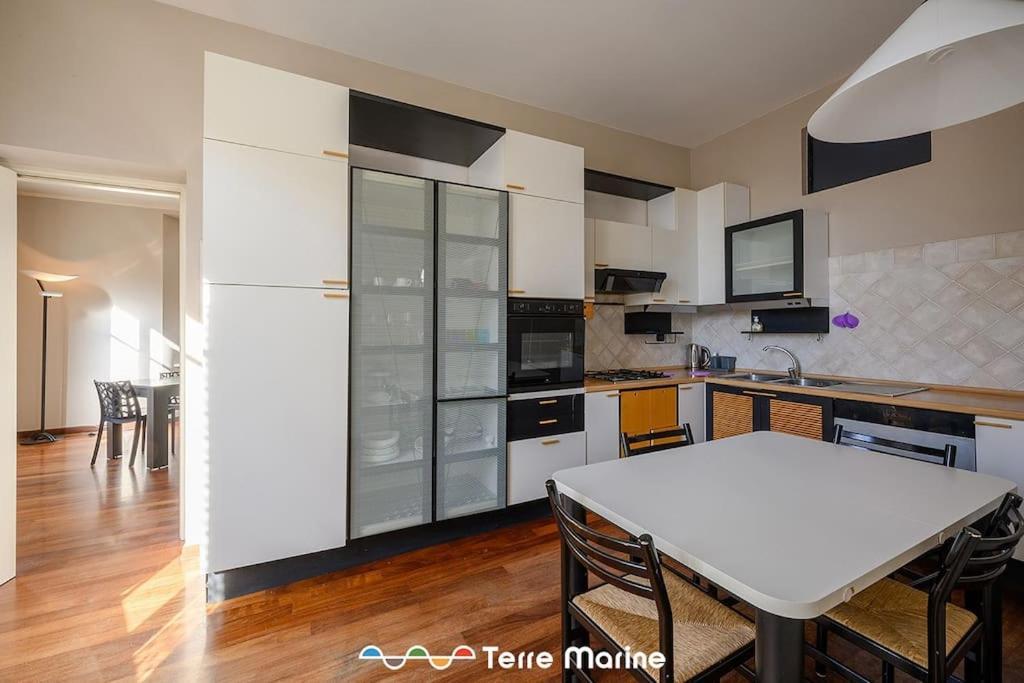 Museum, Terremarine Apartment